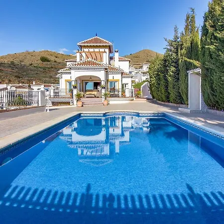 Delfin Villa *